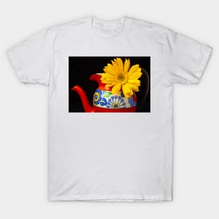 Danish Pitcher With Yellow Daisy T-Shirt